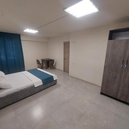 The Best Hotel-Hostel Ереван Экстерьер фото
