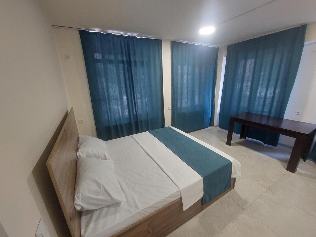 The Best Hotel-Hostel Ереван Экстерьер фото